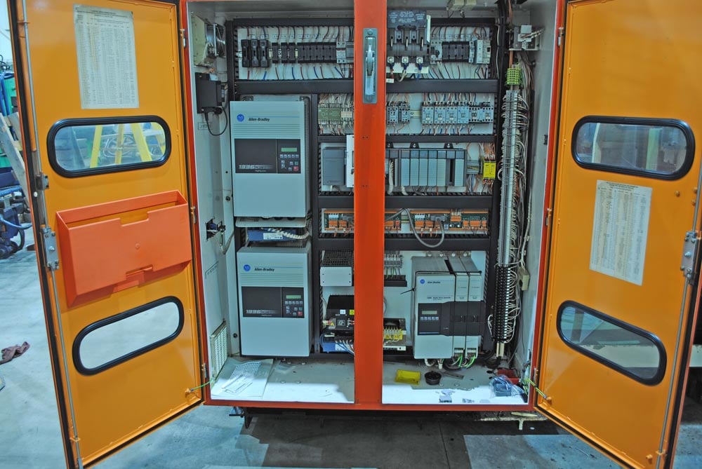 8" x 27" Hey #3, CNC facing & centering machine, 2-air vises, chip conveyor, AB Control, 1999 - Image 8