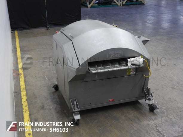 Predust and Breading Applicator, Nothum #VC-40 VersaCoat, with 40" W x 64" L wire belt, 15" W x 8" H breading - Image 4