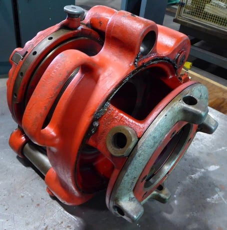 2.5" - 4" Ridgid #141, geared pipe threader, one set of dies, jam-proof for reliable power, drive pinion - Image 6