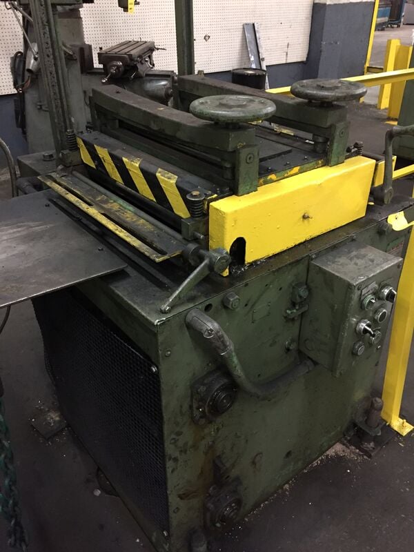 20" x .065" Rowe #R-20TC, 7-roll straightener, entry/exit pinch rolls, forward/reverse/jog, s/n 22416 - Image 1