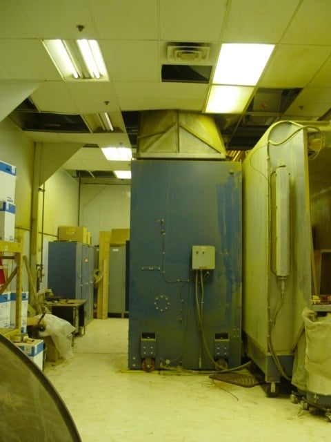 Nordson #CK, 10 automatic gun automatic powder coating booth (reclaim), 5' W x 6' H part opening - Image 4
