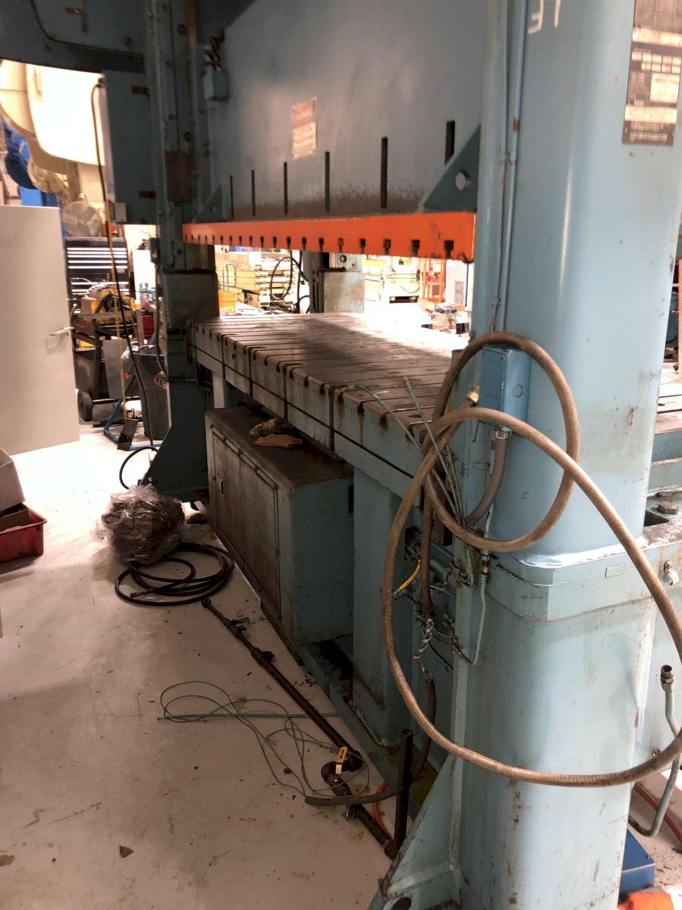 200 Ton, Niagara #SC2-200-120-42, 8" stroke, 26" Shut Height, 10" adj, 120" x42" bed, air clutch, 20-40 SPM - Image 6