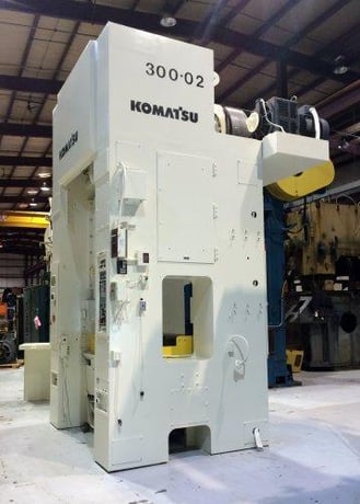 300 Ton, Komatsu #E2M-300, 7.8" stroke, 29" Shut Height, 5.9" adj, 59" x 47.9" bed, hydraulic clutch, 30-90 - Image 4