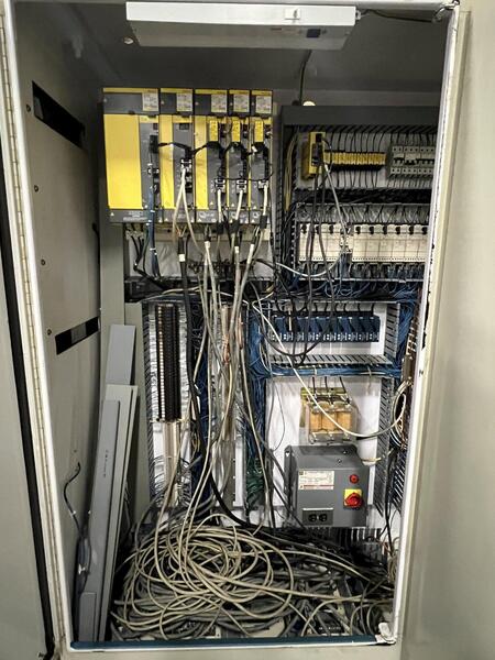 Liebherr #LC255, 5-Axis, gear hob, 3.937" bore diameter, Fanuc 18i-MA, rblt/retrofit 2006 - Image 4