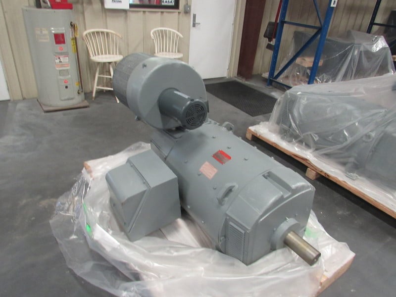 400 HP 1750/2000 RPM General Electric, Frame 508AT, DPFG-BV, BB, new, 500VA, 150/300VF (2 available) - Image 3