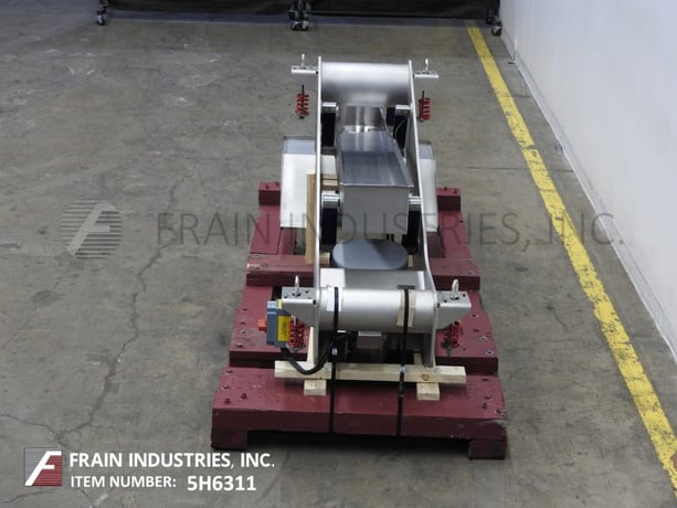 10" wide x 7' long, Key Technology #ISO-FLO Stainless Steel vibratory trough style conveyor, 6" dia. - Image 3