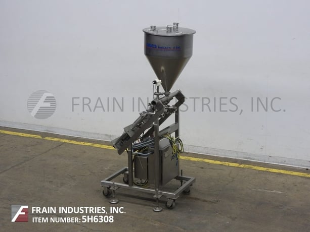 Orics #VFND1603, automatic, Stainless Steel, 3 head piston filler with 18" x 27" hopper with top cover, 5-30 - Image 5