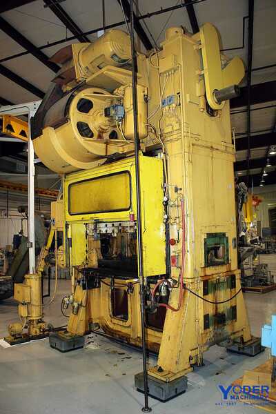 250 Ton, Verson #HS2-250-54-30T, straight side double crank press, 4" stroke, 18" Shut Height, air clutch & - Image 9
