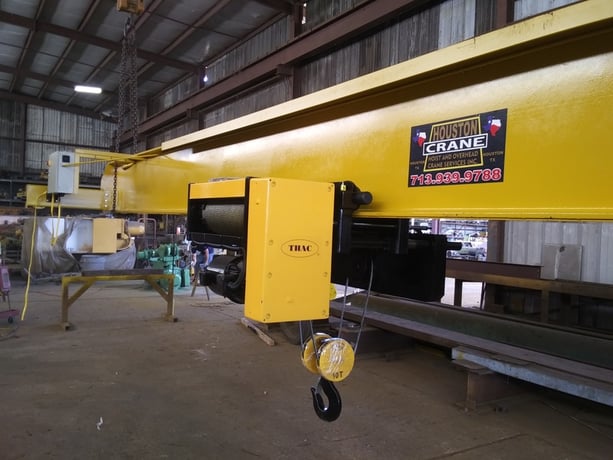 10 Ton, American Houston Crane, 50' Span w/new hoist & trolley, 30' lift, 2 speed all directions - Image 1