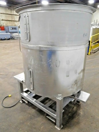 200 gallon Stainless Steel bottom agitated feeder tank, 44-1/2" inside diameter, 48" inside height, 6" - Image 5