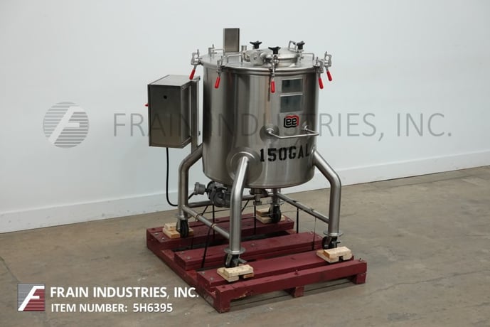 Lee #150DBT, 316 Stainless Steel tank, 36" dia x 40" deep with a 36" straight wall, clamp down cover, bottom - Image 1