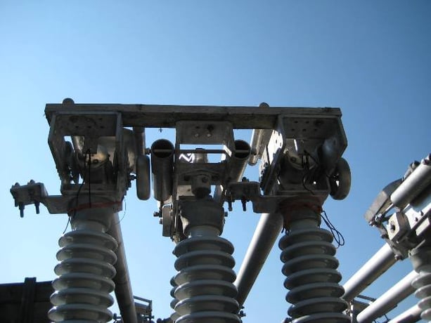 3000 Amp. PASCOR, VBPA, 242 KV, GANG OPERATED DISCONNECT, HORIZ. MOUNT, UNUSED - Image 3