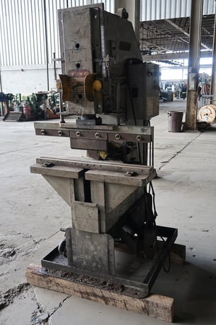 70 Ton, Midwest #70-70, hydraulic press brake, S/N 8-784, tooling included - Image 1