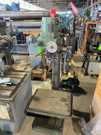 Boice #GS30/2, geared head round column drill press, 20" x 24-3/4" swivel table with trough, t-slotted base - Image 1