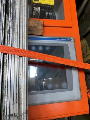 300 Ton, Pacific #300D10-60, hydraulic press, 18" stroke, 28" window, 123" x 60" bed, 40 HP, Allen Bradley - Image 6