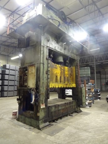 650 Ton, USI Clearing #S4-650-108-64, straight side 4-point press, 18" stroke, 48" Shut Height, 14" adjustment - Image 6