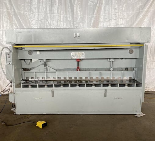 1/2" x 10' HTC hydraulic shear, front operated power back gauge, 11 hold downs, 72" squaring arm, 25 HP - Image 1
