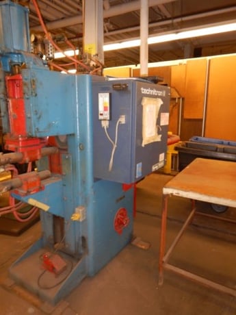 150 KVA Thompson Spot Welder with Technitron Control, 22" throat - Image 3