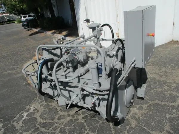 Continental Hydraulic #PVR50-42A15, hydraulic pumps, (2) 10 HP pumps, (1) 5 HP pump, controls, valves & heat - Image 1