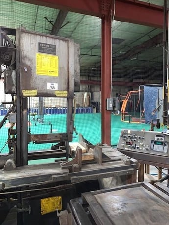 18" x 24" Hemsaw #V120HA, vertical bandsaw, 20" diameter wheel, 1-1/4" x 16' x .042" blade, S/N 541997, 1997 - Image 3