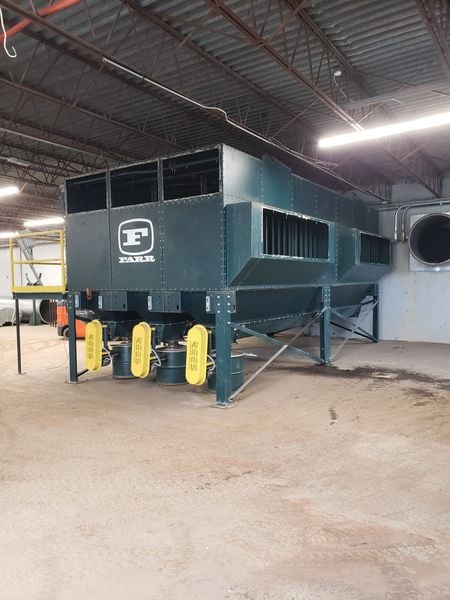 56000 cfm @ 9" S.P., Farr #GS84, 84 cartridge, new filters, NYB fan, air pulse - Image 5