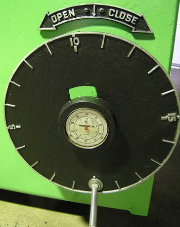 36" x 75" Timesavers #336M-2, dual head, 20-60 FPM, holddown shoes, 1973 - Image 7
