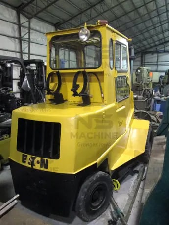 8000 lb. Yale #GLP-080-LBNSBS-090, LP gas forklift, 132" fork height, dual front tires, S/N P345701 - Image 2