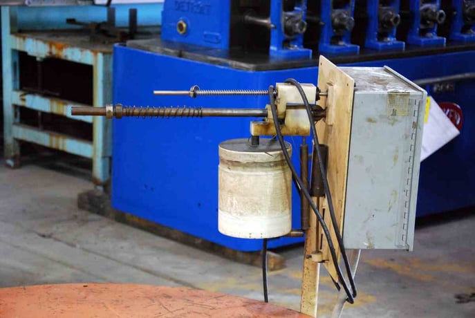 5000 lb. Intek Automation Contros pallet type horizontal uncoiler, 6" width, 52" outside dimension, #3697 - Image 3