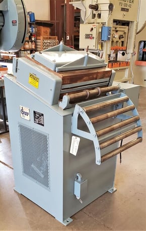 24" x .067" CWP #24B, straightener, 12-roll, 2" dia. x 24" straight rolls, reconditioned, under power, 1998 - Image 2
