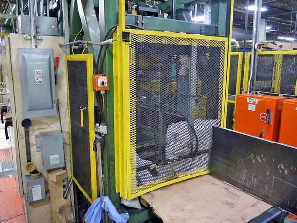 600 Ton, Pacific #600-D10-54, hydraulic press, 18" stroke, 123" x54" bed, #10742 - Image 10