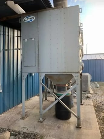 10000 cfm @ 4" S.P., United Air Specialists #SFC-24-3, 24 cartridge, 20 HP, air pulse - Image 2