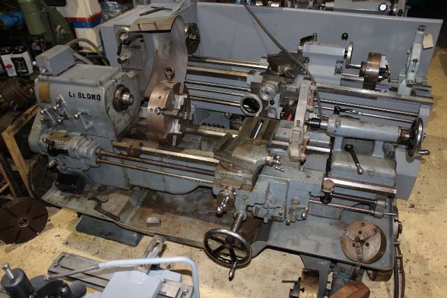 19"/30" x 44" LeBlond #Regal, 1.5" thru hole, 425 RPM, 8" 3-Jaw Cushman chuck, 15" 4-Jaw chuck - Image 2