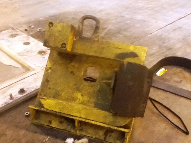 2000 lb. Coil "C" Hook, 24" width - Image 1