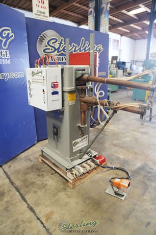 50 KVA Standard #AR3-30-50, 33" throat, Janda 105 Microprocessor, foot pedal, #A6222 - Image 2