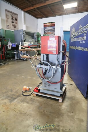 50 KVA Standard #AR3-30-50, 33" throat, Janda 105 Microprocessor, foot pedal, #A6222 - Image 7