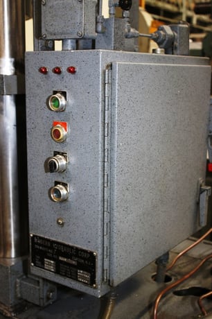 Fp Indicating Knob New For Li Switch, 15 KV - Image 4