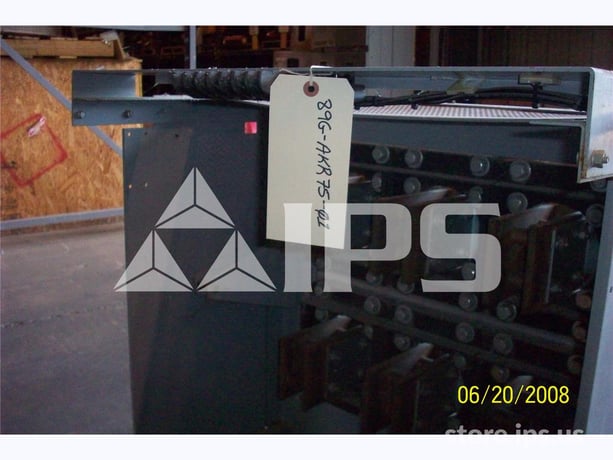 3200 Amps GE Tak Drawout Substructure For Akr-b/f-75, Manually Or Electrically Operaated Breaker - Image 1