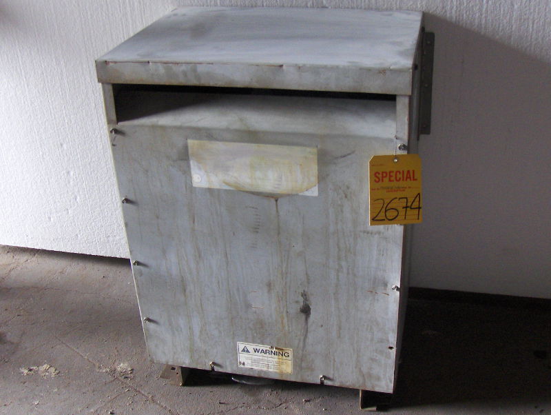 30 KVA 480 Primary, 240 Secondary, General Electric, QL, Enclosure 2 - Image 1