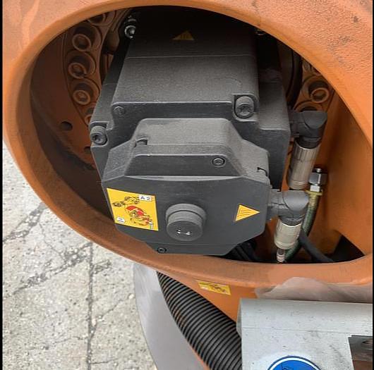 Kuka, KR-100-2 HA 2000, 6-Axis hi-accuracy robot, 100 Kg x 2600mm reach, 2008, #104162 - Image 6