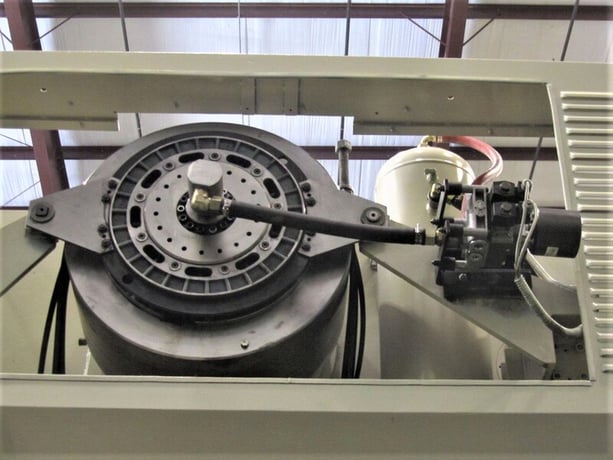 440 Ton, Invernizzi link type deep drawn press, 5" stroke, 22" Shut Height, 59" x39" bed, 30-120 SPM, 1997 - Image 5