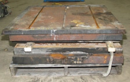 39.4" X 39.4" Electric Platens (qty 2) - Image 1