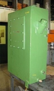 17 gallon Hydraulic tank, filler breather, sight glass, removable access plate, #2158 - Image 1