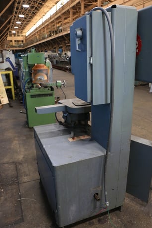 18" x 12" Grob #4V-18, variable speed, table feed, 3 HP, blade welder RWA, tilt table, 1982, #158308 - Image 7