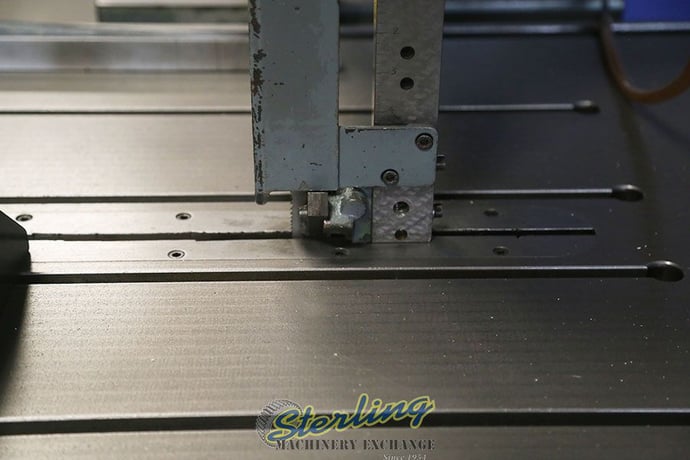 40" x 15" Continental #USF10R, 12-6600 RPM, hydraulic table feed, 26" x 29.5" tilt table, blade - Image 9