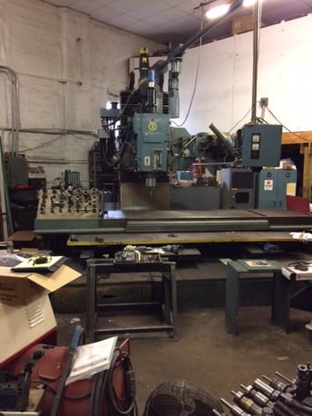 Phoenix #VTC-3010, CNC milling/roughing machine, 80" X, 40" Y, 28" Z, 3000 RPM, #50 taper, Fanuc 11M Iincon - Image 1