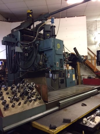 Phoenix #VTC-3010, CNC milling/roughing machine, 80" X, 40" Y, 28" Z, 3000 RPM, #50 taper, Fanuc 11M Iincon - Image 2