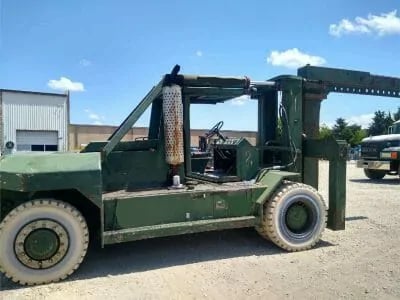 80000 lb. Bristol #RS80, forklift, 8' fork, diesel fuel, Detroit Diesel engine, 1997 - Image 4