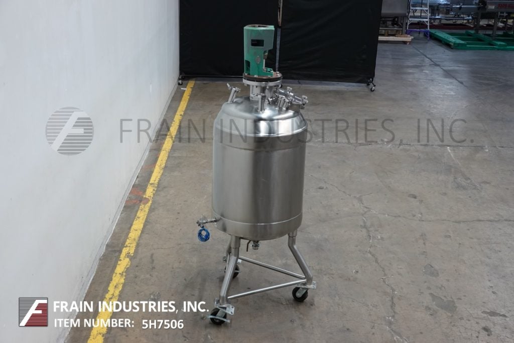 65 gallon Utensco, 304 Stainless Steel jacketed processing tank, 23" diameter x 36" straight wall, dome top - Image 4
