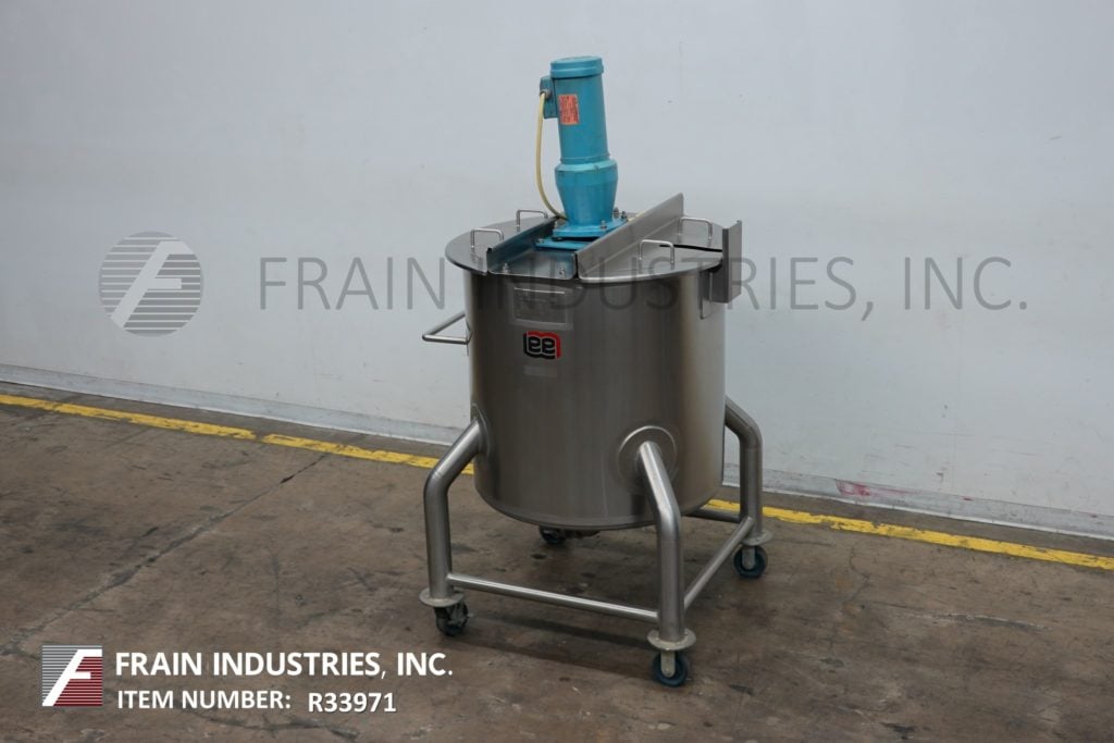 Lee #100DBT, 304 Stainless Steel tank, 30" dia. x 38" deep with a 35" straight wall, lift off cover, bridge - Image 5