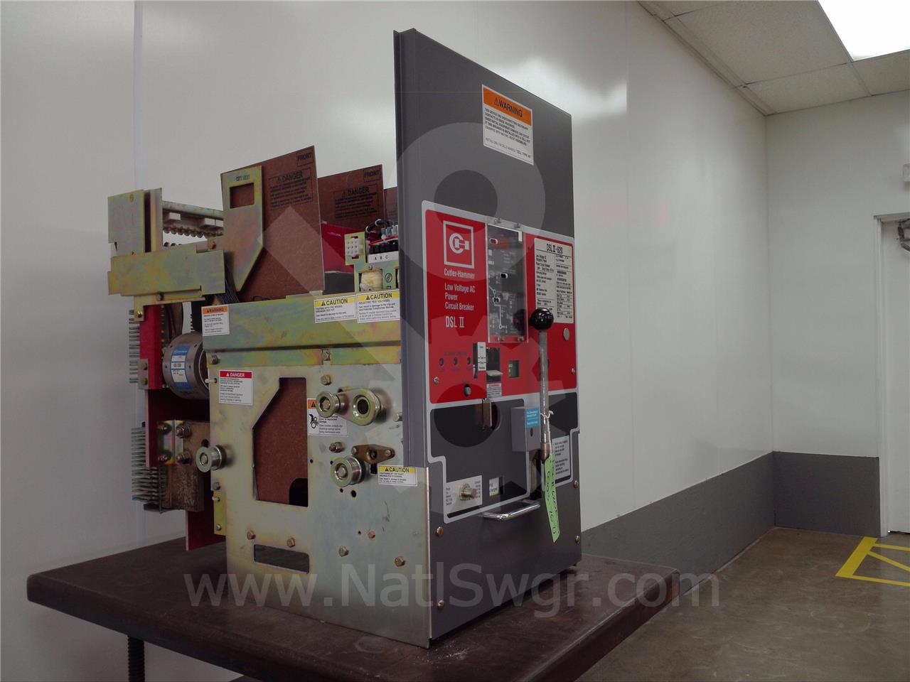 2000 Amps Ch Dslii-620 Eo/do Unused Surplus 120 Volts AC Control, Rms 810 Lsg, 2000 Amps Rp, 3000 Amps Fuse - Image 7